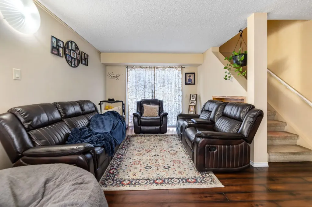 48 Falton Way NE Calgary AB t3j1k4