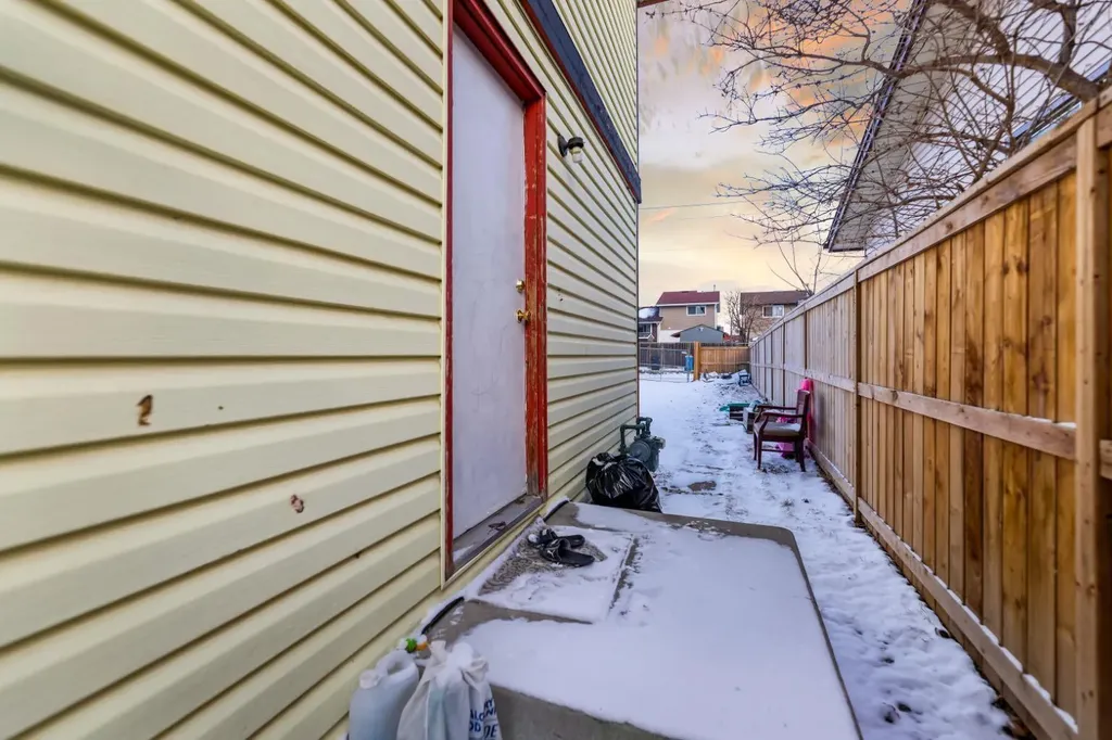 48 Falton Way NE Calgary AB t3j1k4