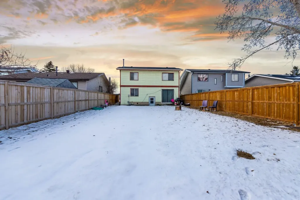 48 Falton Way NE Calgary AB t3j1k4