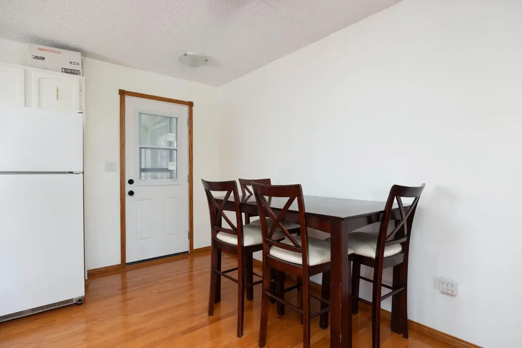 173 Oaks Crescent Fort Mcmurray AB T9K 1P9