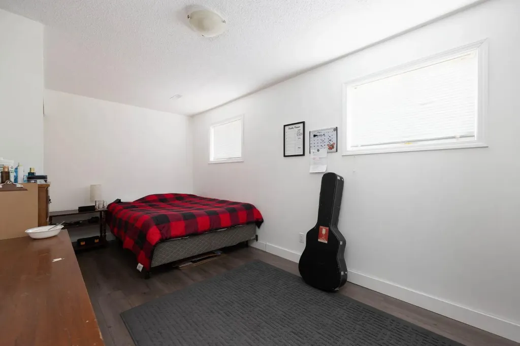 173 Oaks Crescent Fort Mcmurray AB T9K 1P9