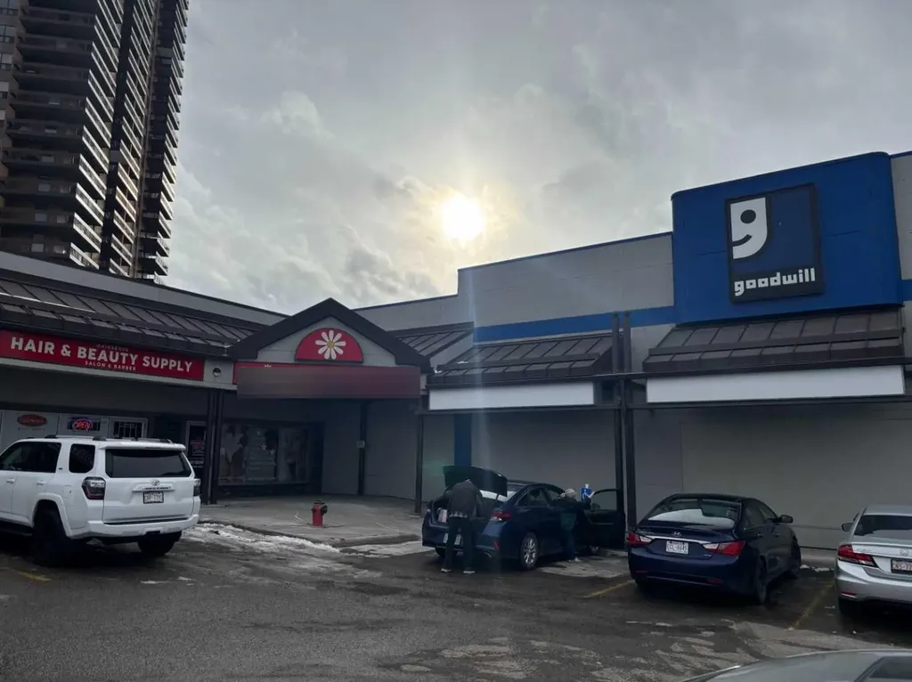 9639 Macleod Trail SW Calgary AB T2J 0P6