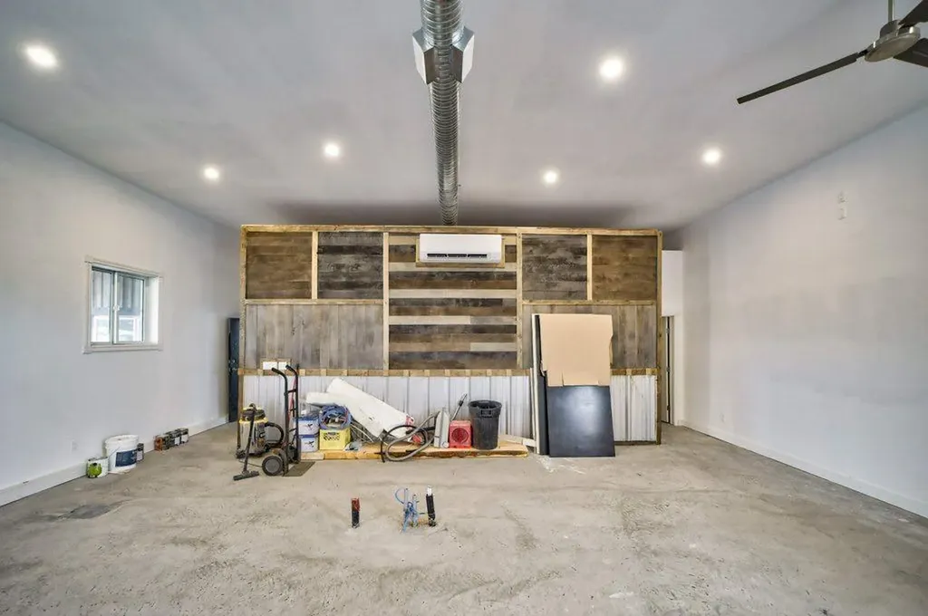 8510 19 Avenue Coleman AB T0K 0M0