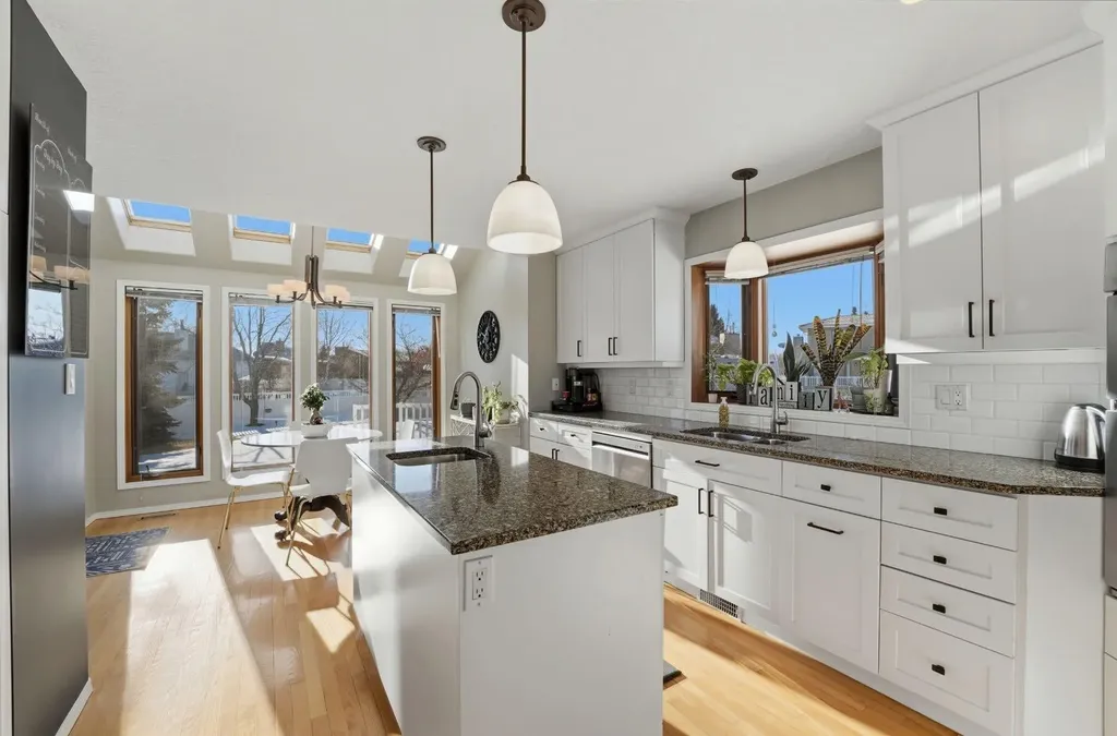 62 Street Close Stettler AB T0C 2L0