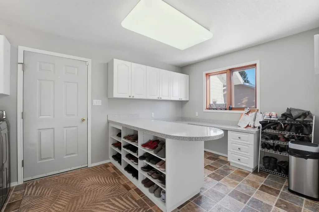 62 Street Close Stettler AB T0C 2L0