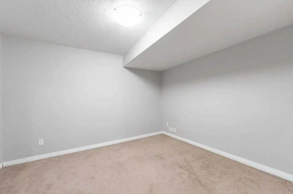 44 Skyview Ranch Lane NE Calgary AB t3n0l9