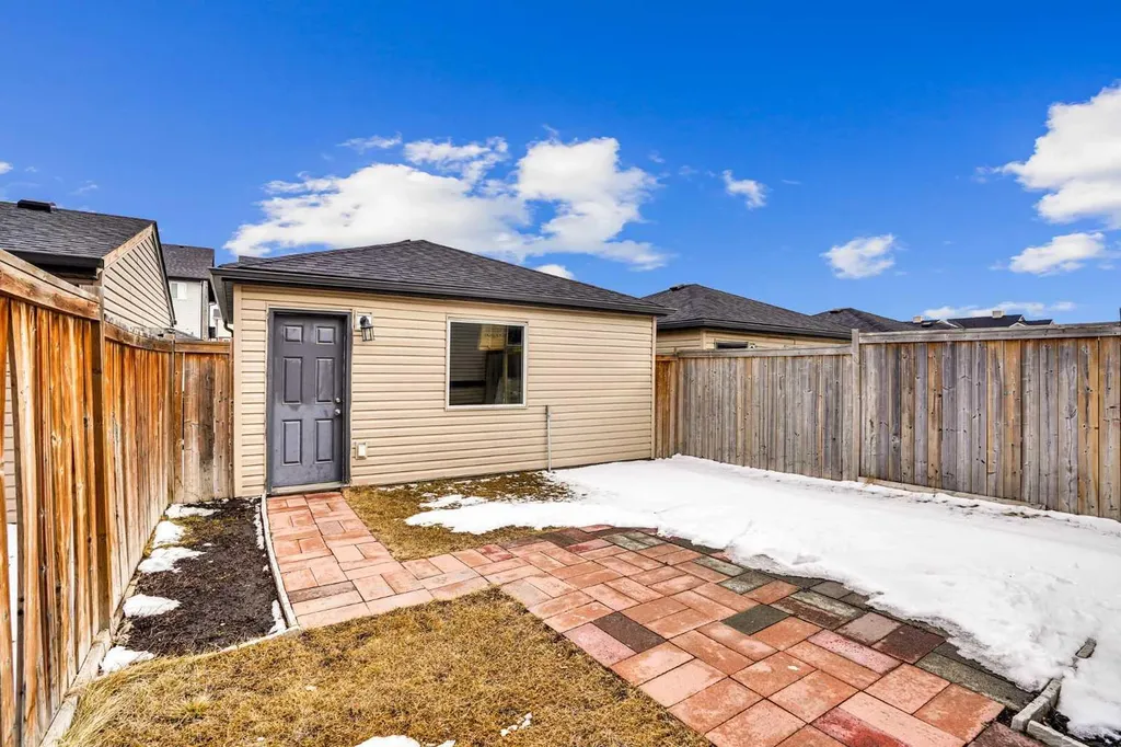 44 Skyview Ranch Lane NE Calgary AB t3n0l9