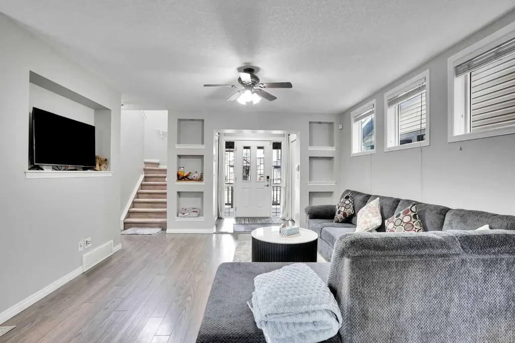 44 Skyview Ranch Lane NE Calgary AB t3n0l9