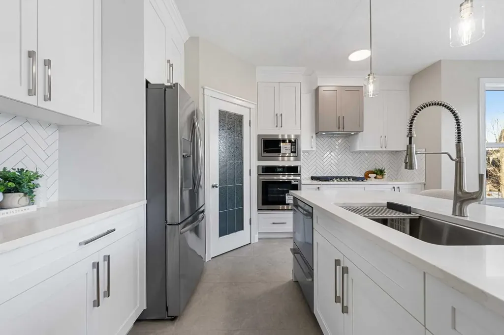 125 Seagreen Passage Chestermere AB T1X0G5