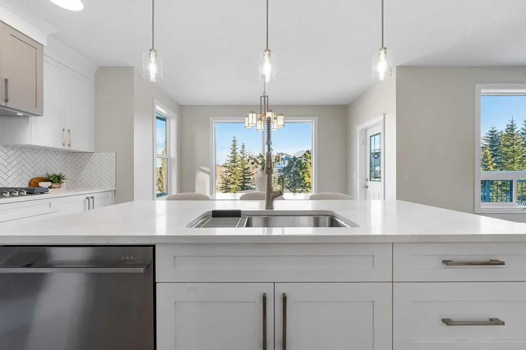 125 Seagreen Passage Chestermere AB T1X0G5