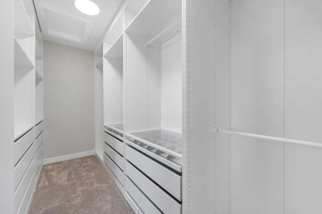125 Seagreen Passage Chestermere AB T1X0G5