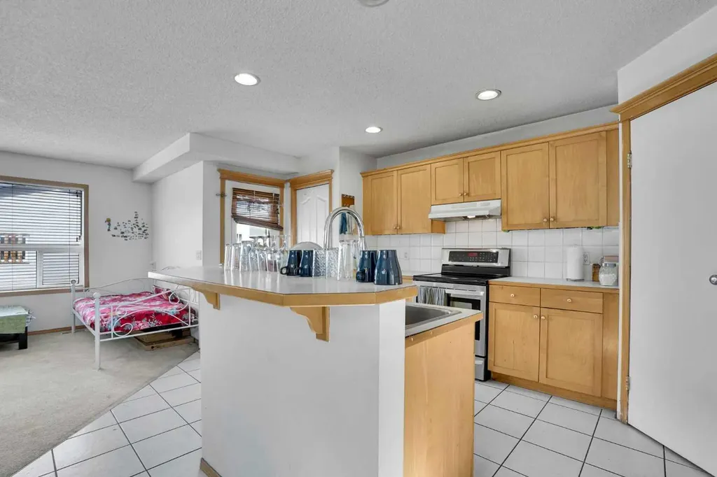 162 Taradale Drive NE Calgary AB T3J 5G3