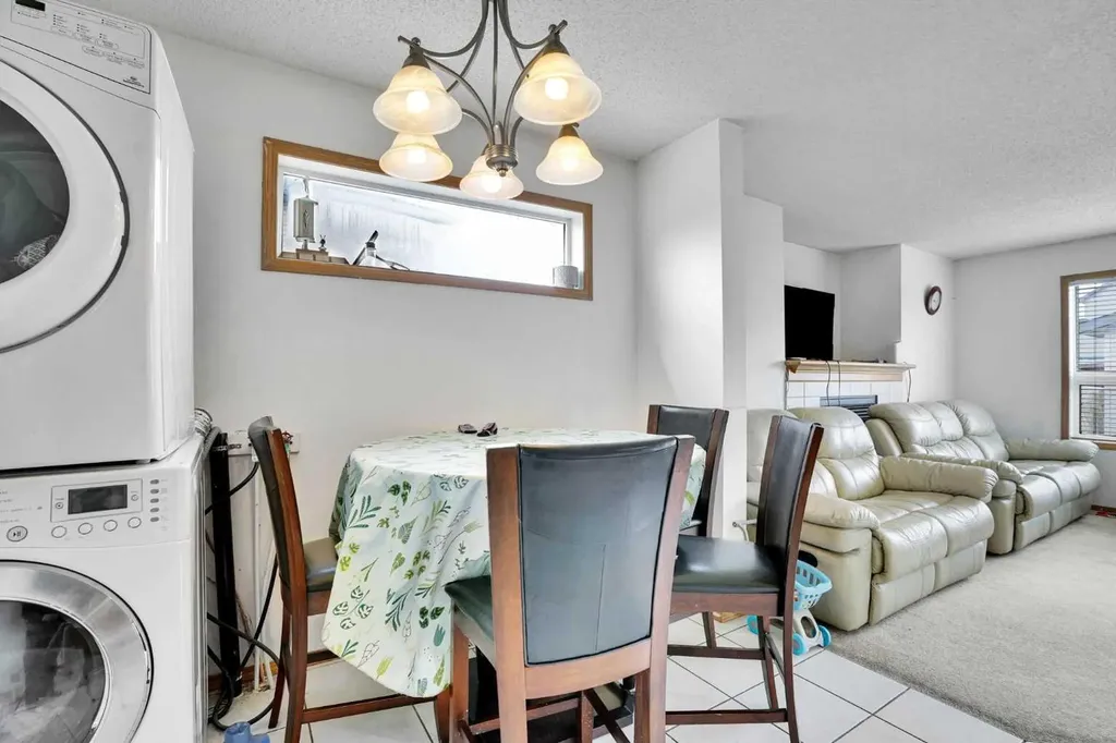 162 Taradale Drive NE Calgary AB T3J 5G3