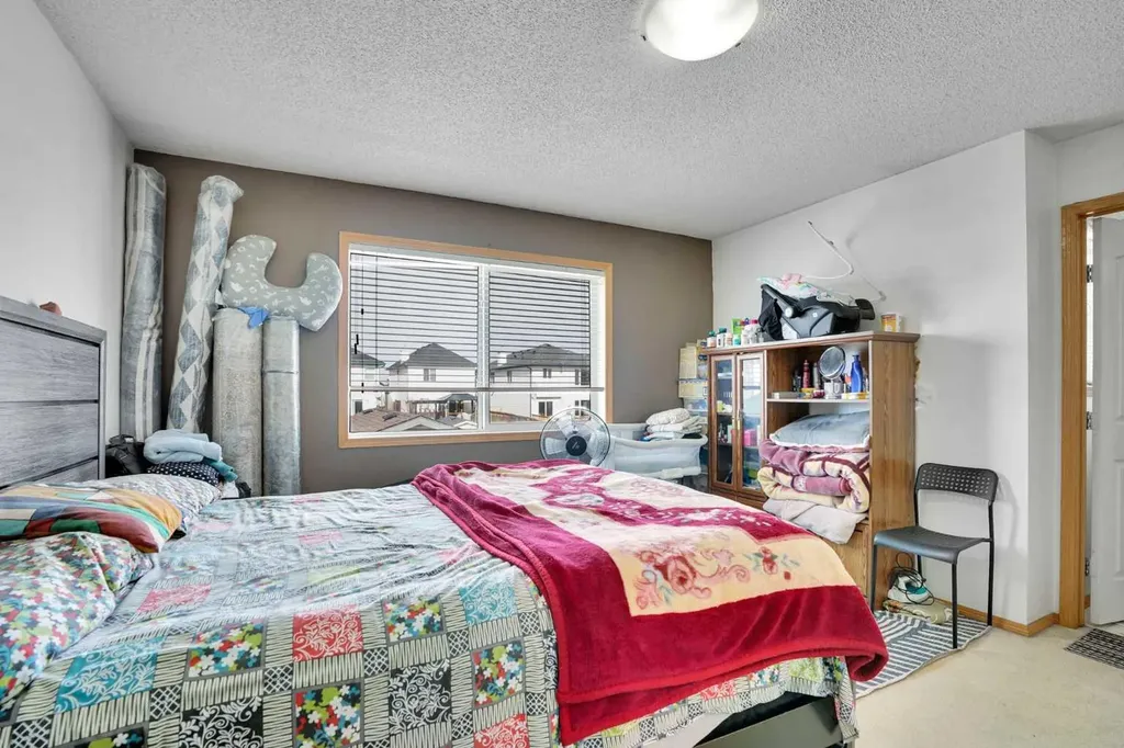 162 Taradale Drive NE Calgary AB T3J 5G3