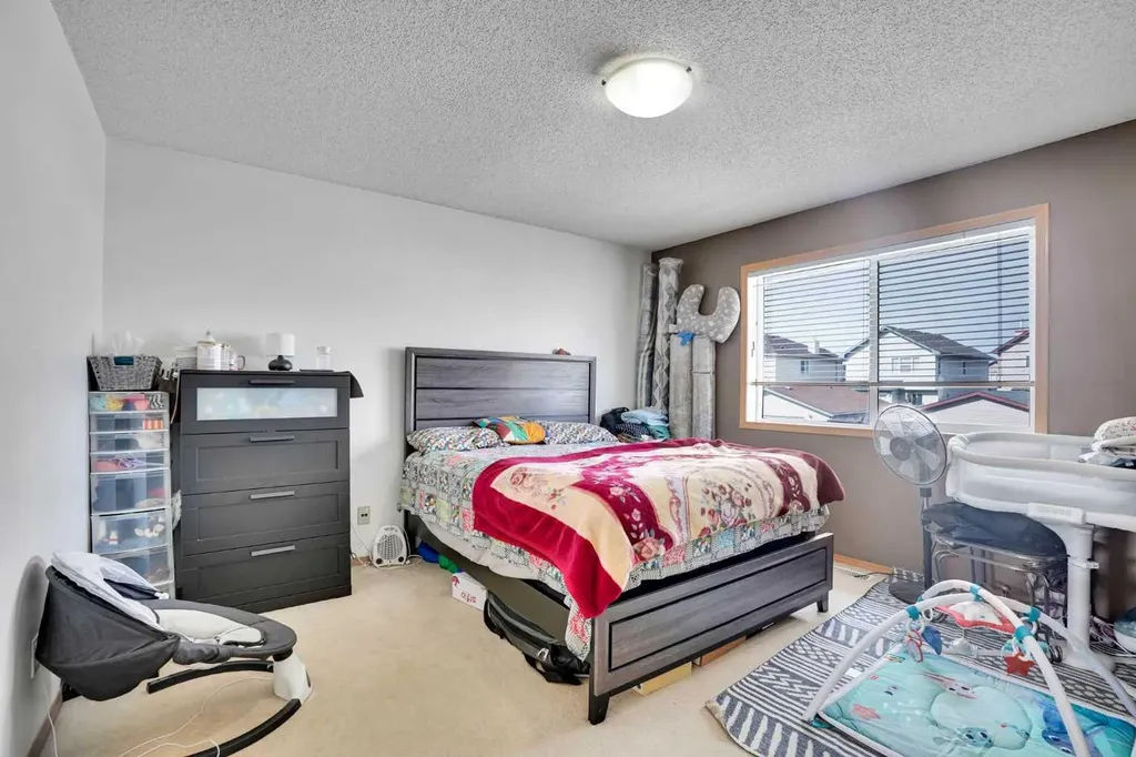 162 Taradale Drive NE Calgary AB T3J 5G3