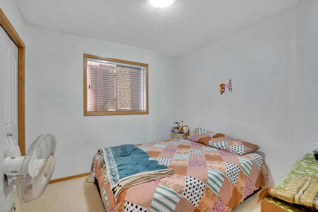 162 Taradale Drive NE Calgary AB T3J 5G3
