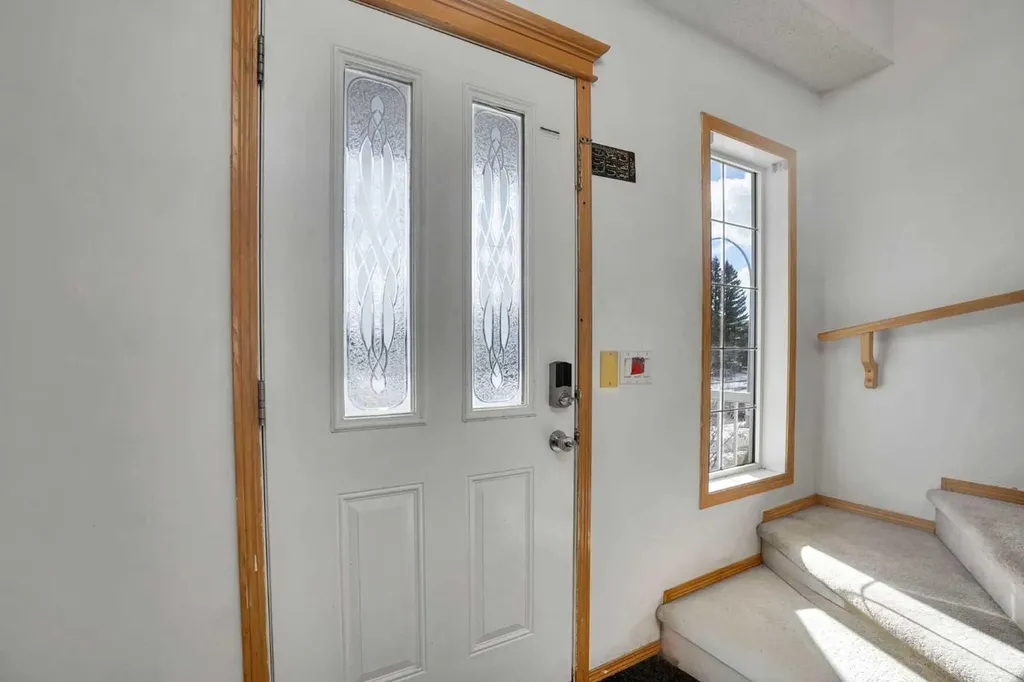 162 Taradale Drive NE Calgary AB T3J 5G3