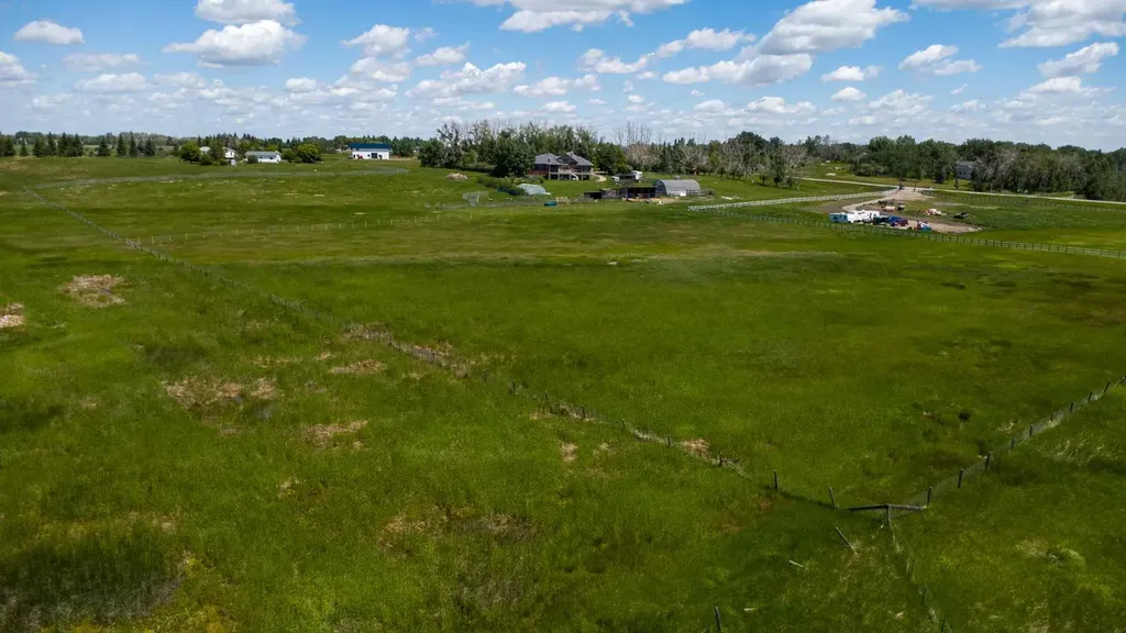 249047 80 Street E Rural Foothills County AB T0L 0X0