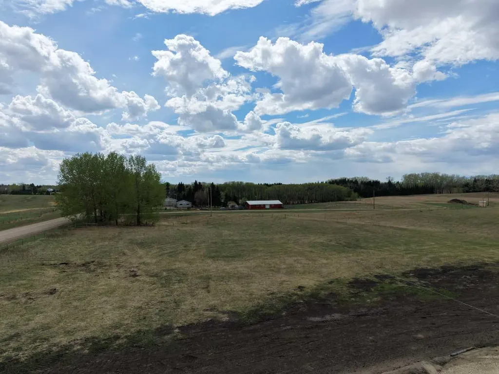 #5 C&e Trail North Of Blackfalds Rural Lacombe County AB T0M 0J0