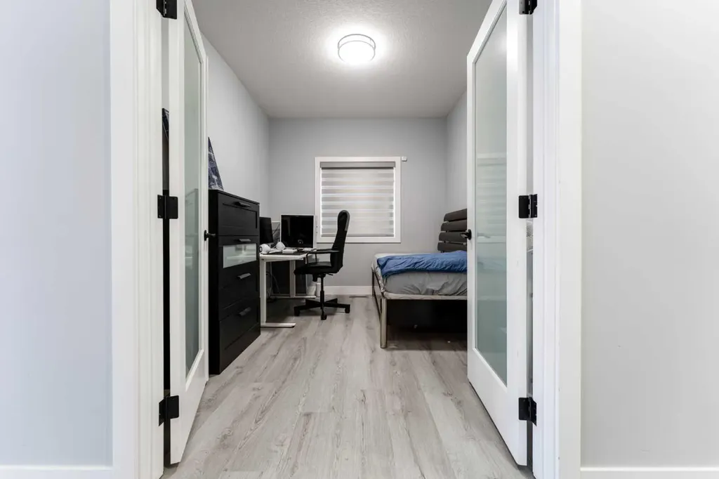 1120 Iron Landing Way Crossfield AB T0M 0S0