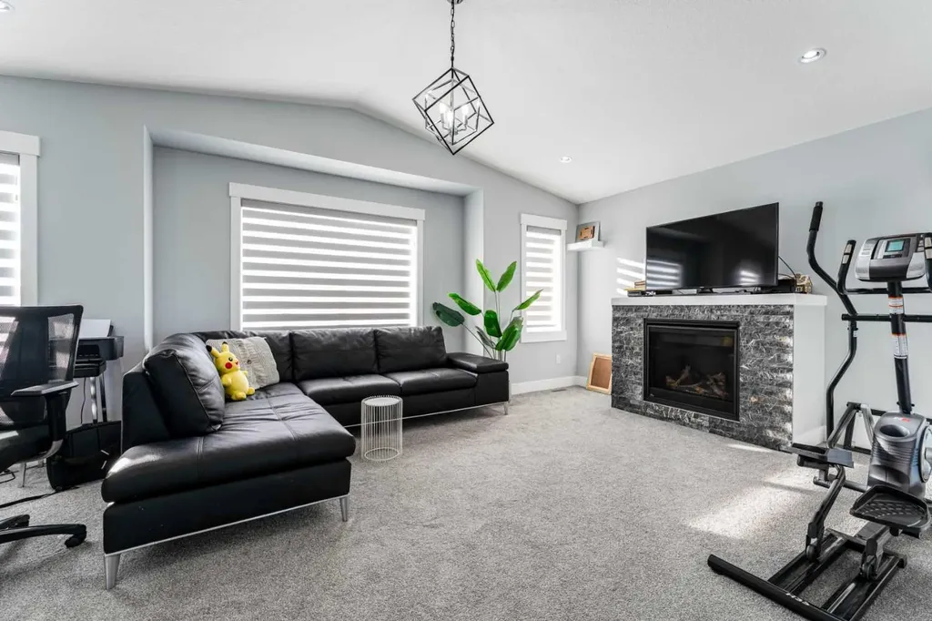 1120 Iron Landing Way Crossfield AB T0M 0S0