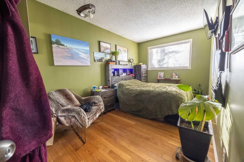 1206 Allen Street SE Airdrie AB T4B 1B6