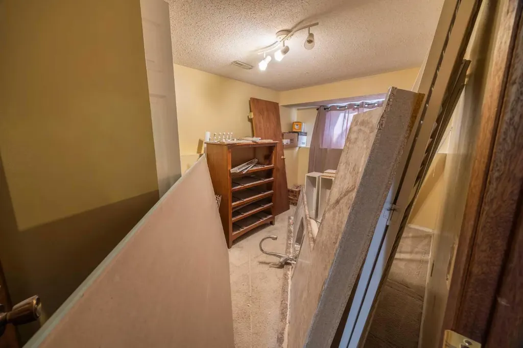 1206 Allen Street SE Airdrie AB T4B 1B6