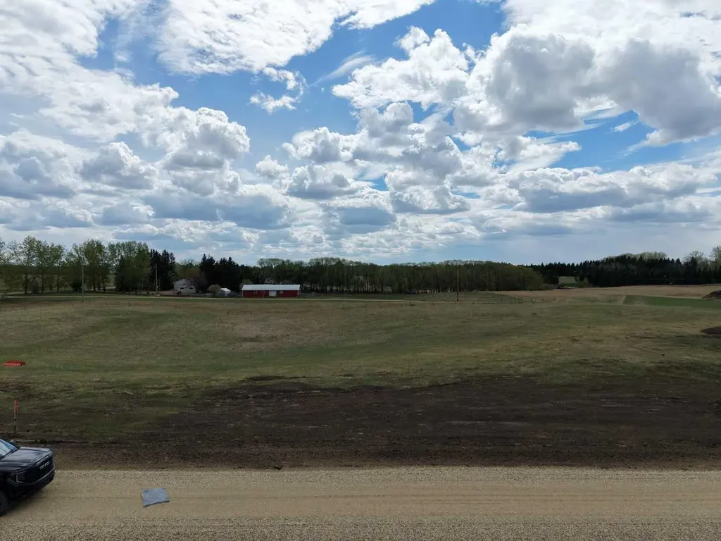 #6 C&e Trail North Of Blackfalds Rural Lacombe County AB T0M 0J0