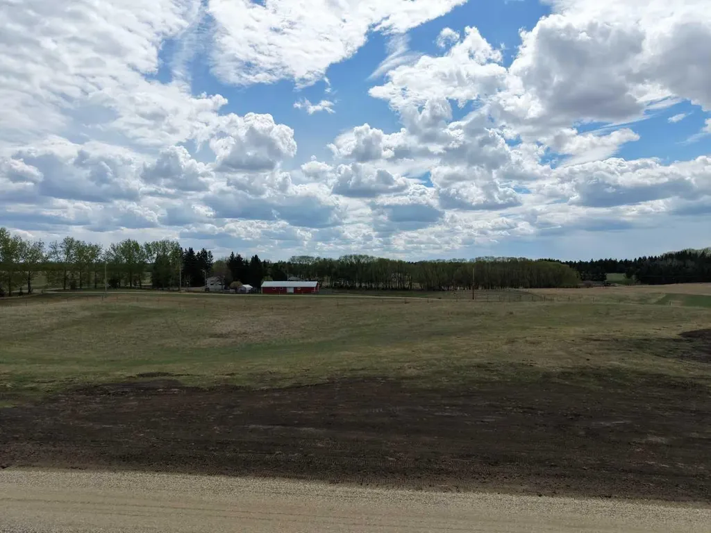 #7 C&e Trail North Of Blackfalds Rural Lacombe County AB T0M 0J0