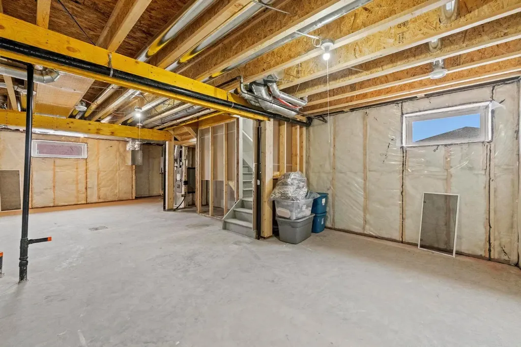 7311B 44b Avenue Camrose AB T4V 5E2