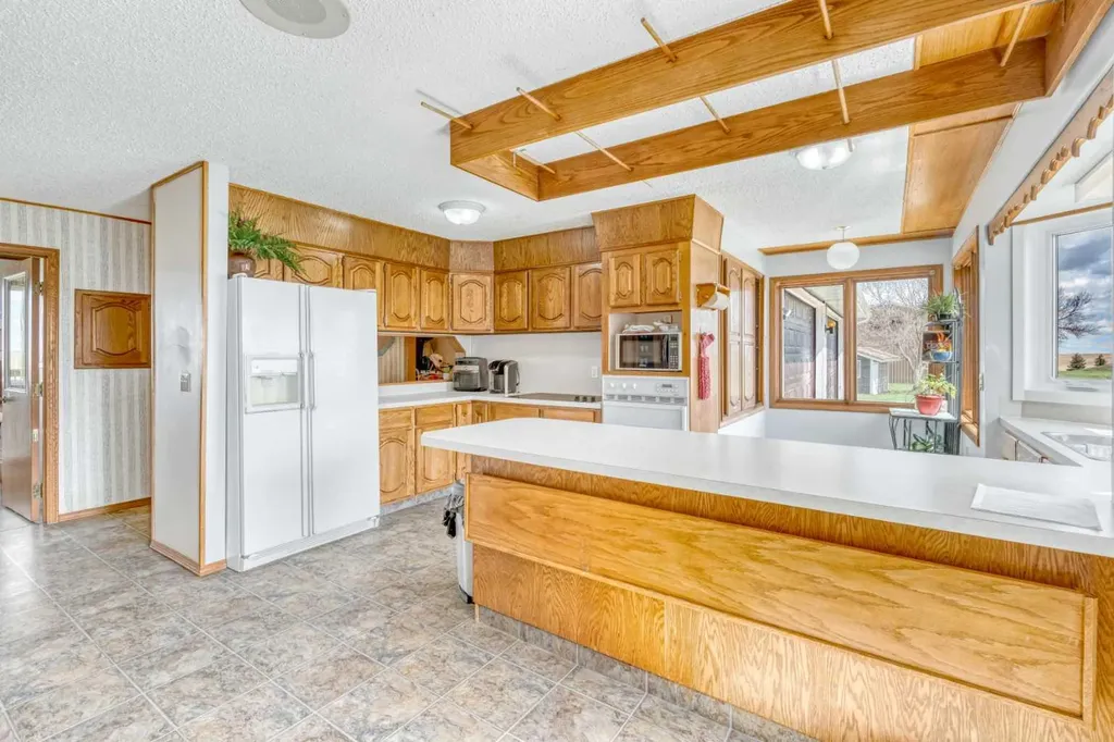 185038 Range Road 241 Milo AB T0L 1L0