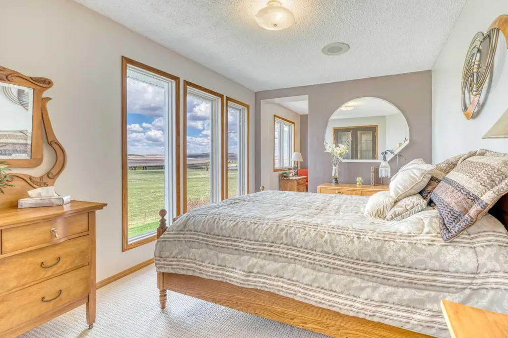 185038 Range Road 241 Milo AB T0L 1L0
