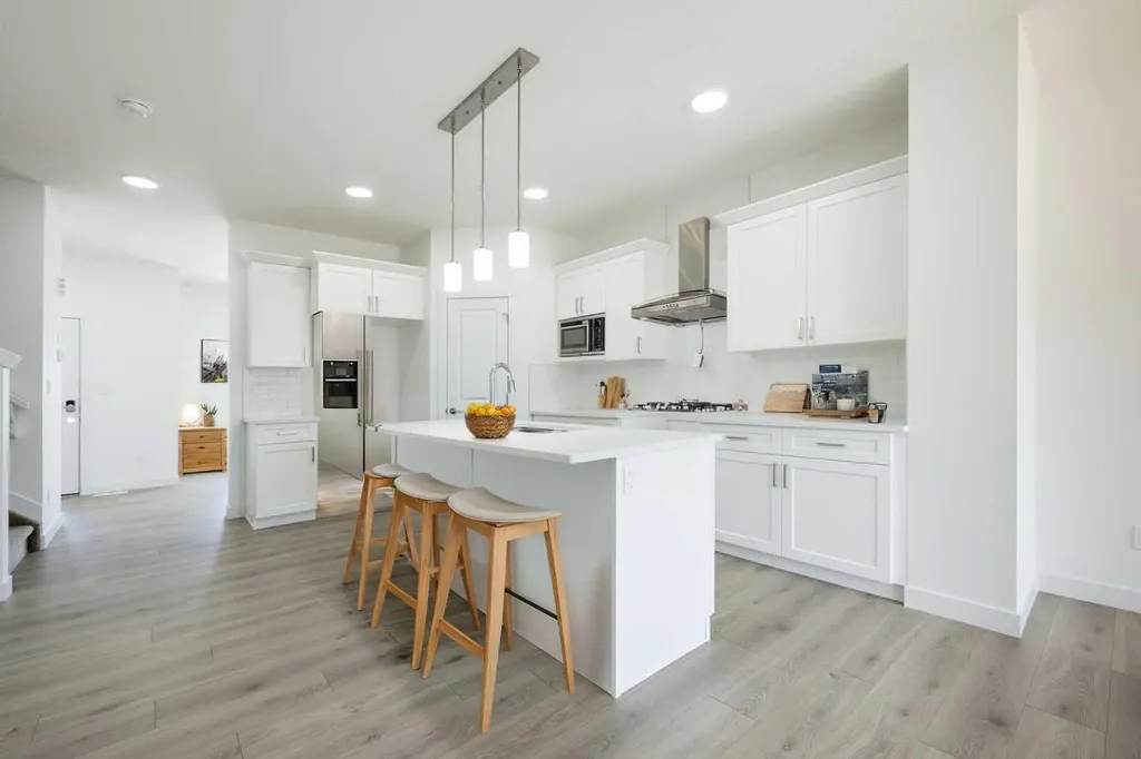 260 Clearview Court Chestermere AB T2P 2G7