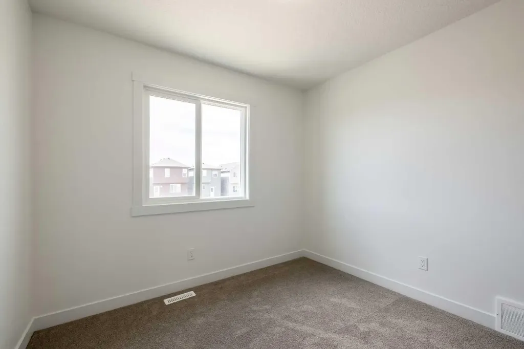 260 Clearview Court Chestermere AB T2P 2G7