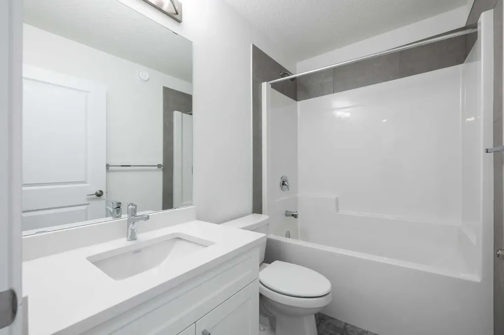 260 Clearview Court Chestermere AB T2P 2G7
