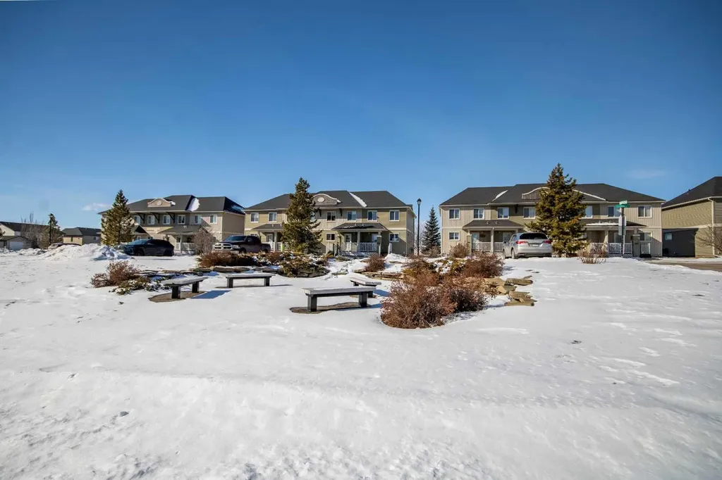 203 Clover Way Carstairs AB T0M 0N0