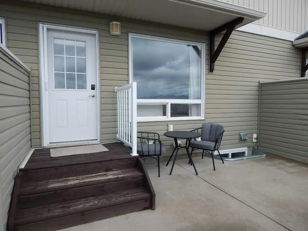 203 Clover Way Carstairs AB T0M 0N0