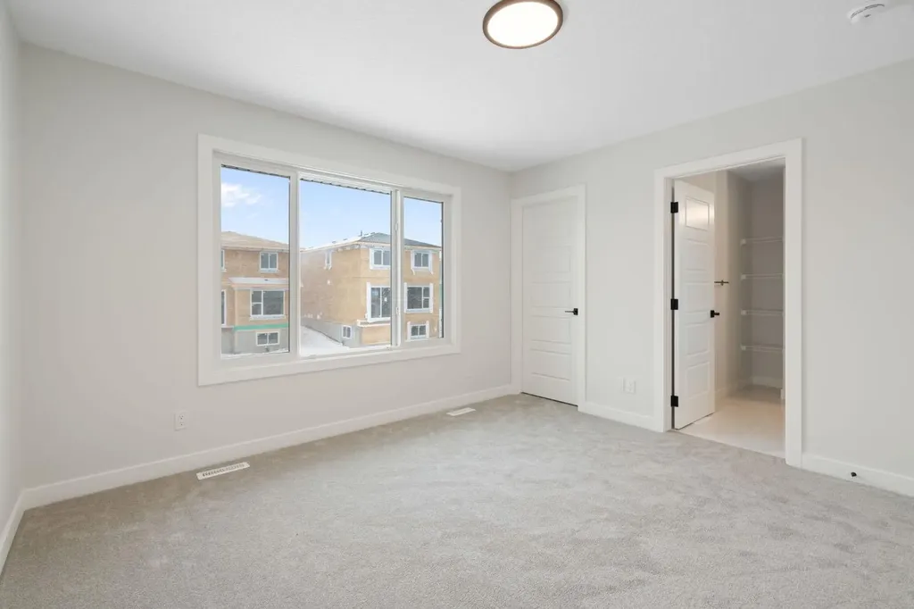 136 Southbow Village Way Cochrane AB T4C 3J9