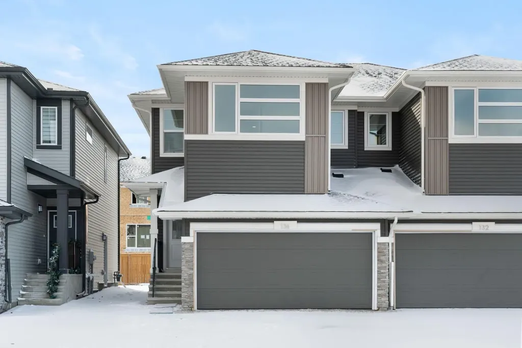 136 Southbow Village Way Cochrane AB T4C 3J9