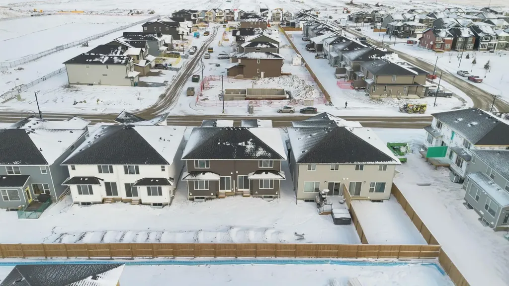 136 Southbow Village Way Cochrane AB T4C 3J9