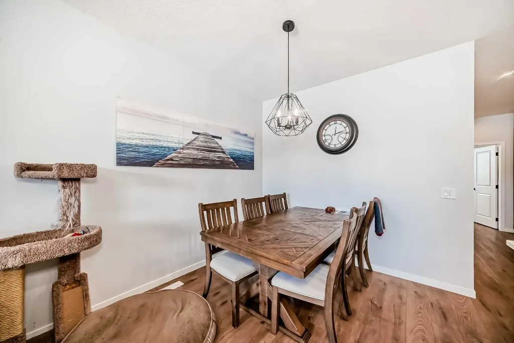 160 Lucas Common NW Calgary AB T3P 2B3