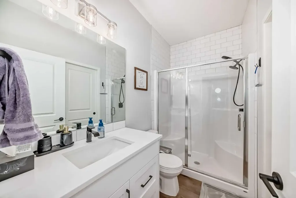 160 Lucas Common NW Calgary AB T3P 2B3