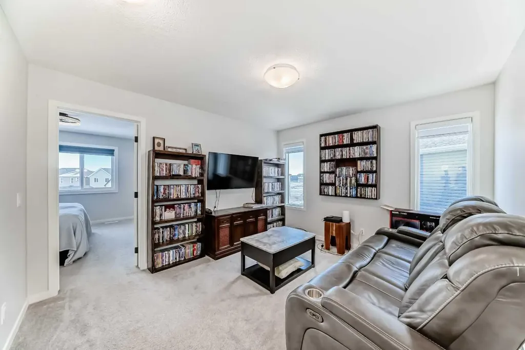 160 Lucas Common NW Calgary AB T3P 2B3