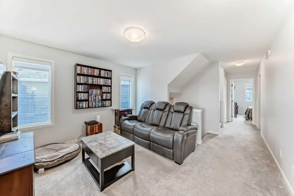 160 Lucas Common NW Calgary AB T3P 2B3