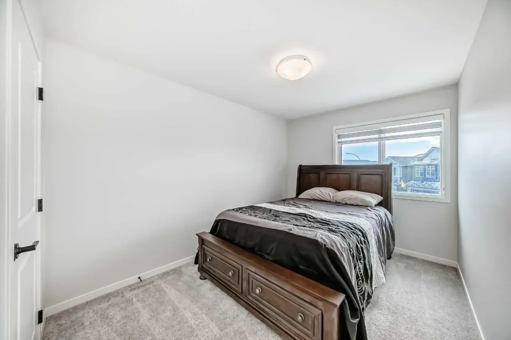 160 Lucas Common NW Calgary AB T3P 2B3