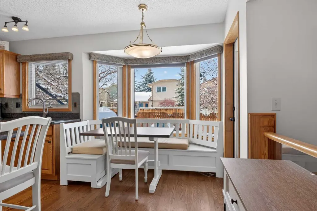 204 Sunrise Circle SE Calgary AB T2X 2Z8