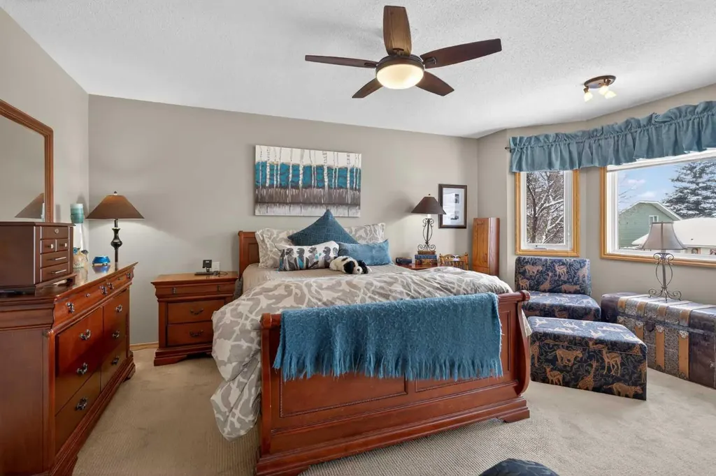 204 Sunrise Circle SE Calgary AB T2X 2Z8