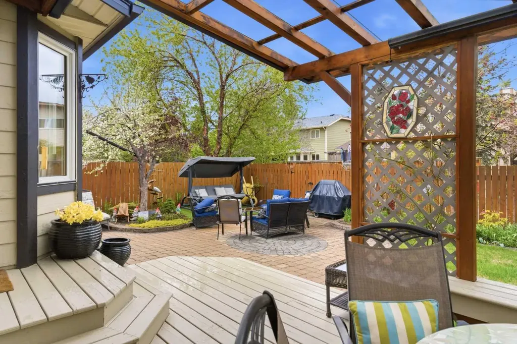 204 Sunrise Circle SE Calgary AB T2X 2Z8