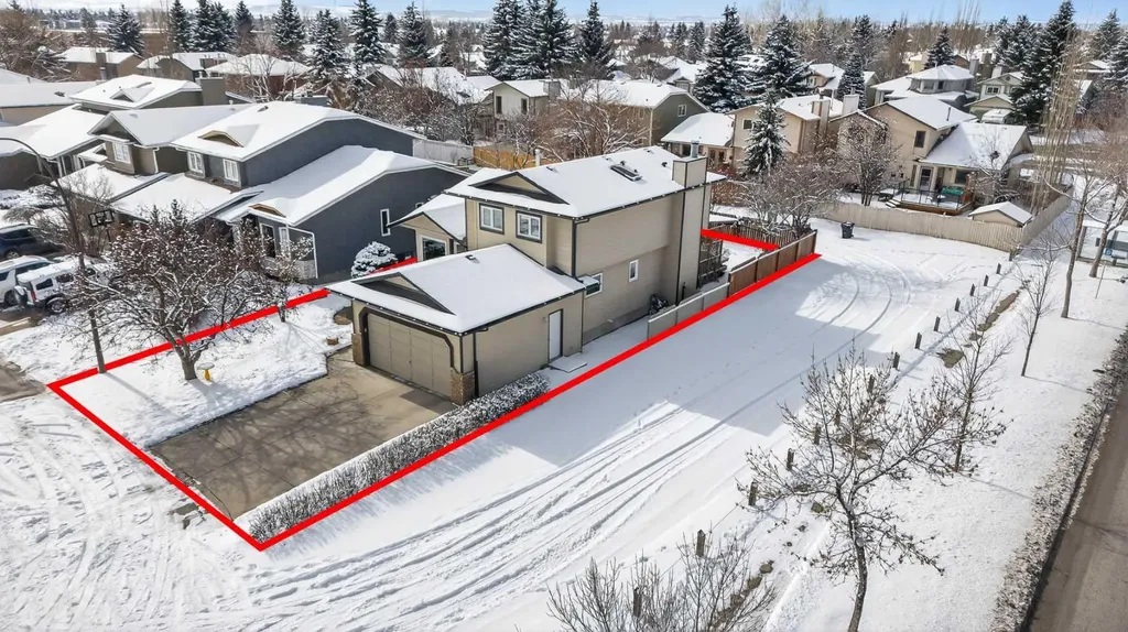 204 Sunrise Circle SE Calgary AB T2X 2Z8