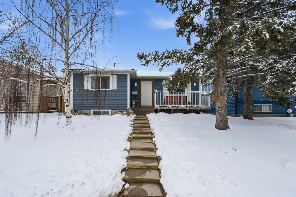 72 Falchurch Road NE Calgary AB T3J 1J8